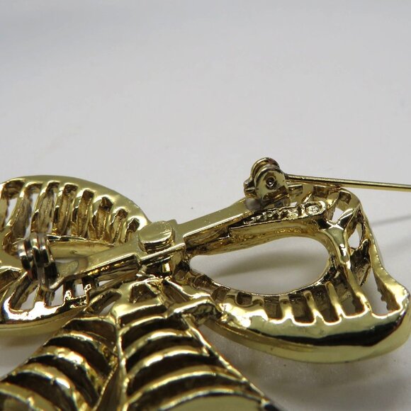 Vintage Gerrys Brooch Filigree Gold Tone Ribbon Bow Pin Signed - Picture 4 of 5